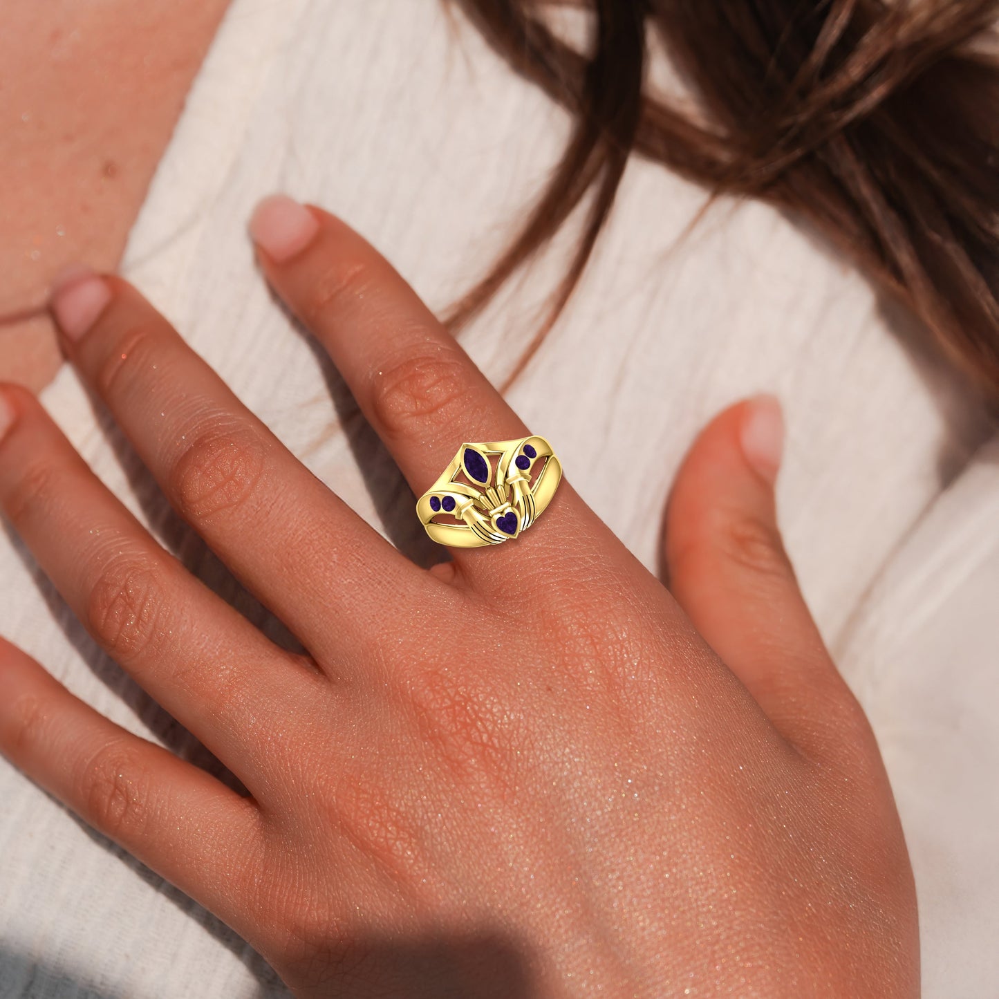 Irish Claddagh Solid Yellow Gold Ring with Gemstones GRI274